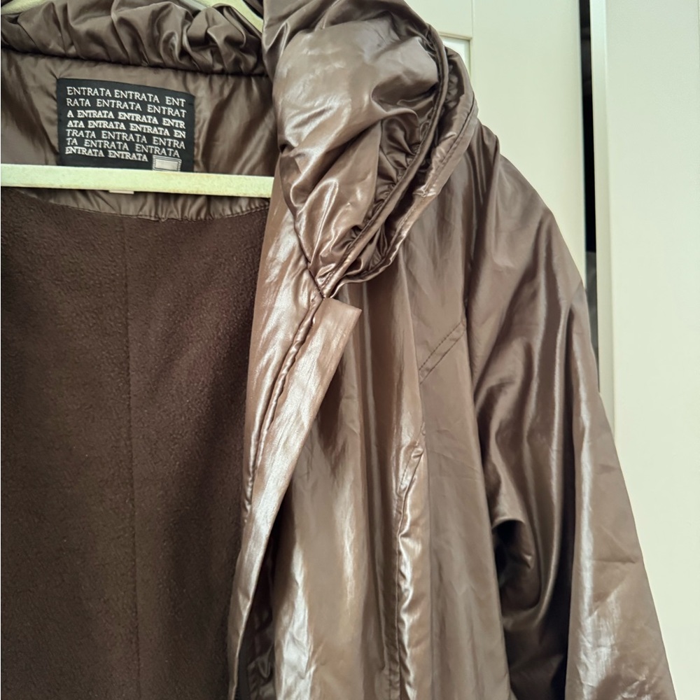 ENTRATA Coat - Picture 6 of 11